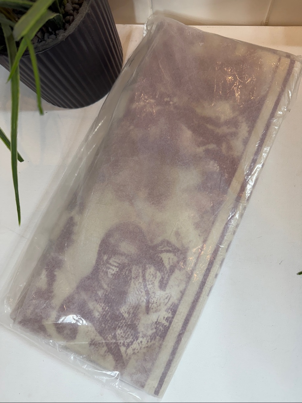 Christian Dior Straw Tote NEW in pkg sealed. Pic is demo of mine - Picture 4 of 4